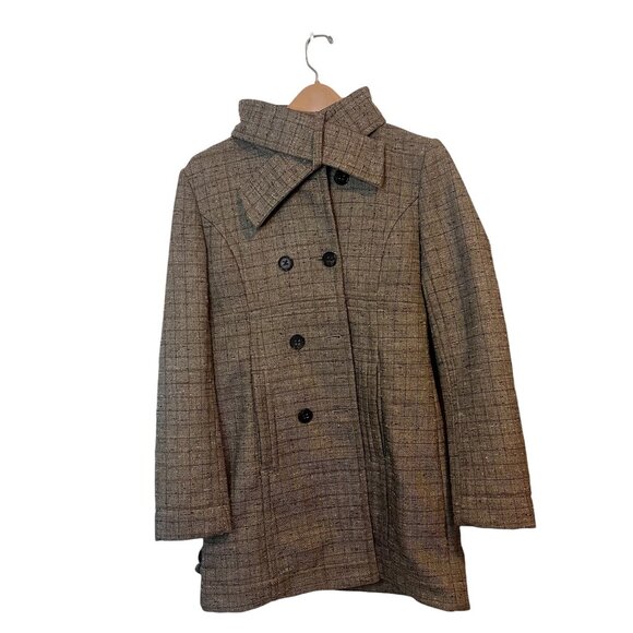 Lolë Plaid Jacket with Fleece Lining - Picture 1 of 10